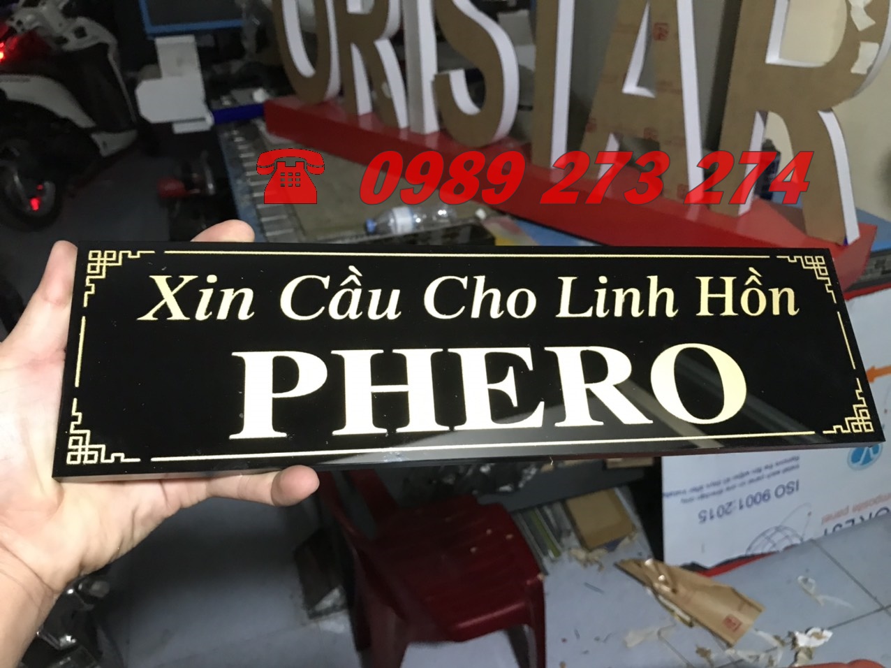 gia công bảng mica